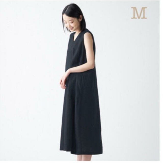 MUJI (無印良品)(ムジルシリョウヒン)の〓新品〓 無印良品 フレンチリネン洗いざらしノースリーブワンピース／黒／Ｍ レディースのワンピース(ひざ丈ワンピース)の商品写真