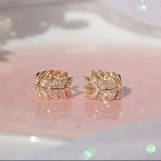 アーカー(AHKAH)のleaf circle zirconia 14 18k real gold(ピアス)