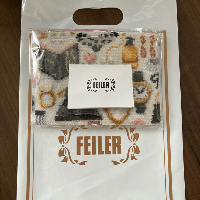 FEILER(フェイラー)のフェイラーポーチ　メゾンドシャルロット レディースのファッション小物(ポーチ)の商品写真