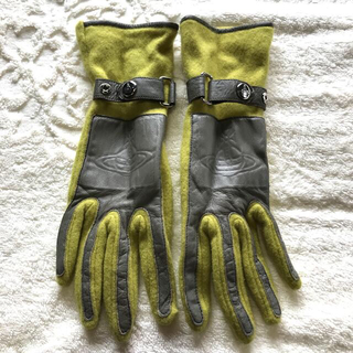 ヴィヴィアン(Vivienne Westwood) 手袋(レディース)（グリーン・カーキ
