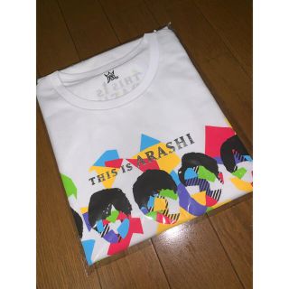 アラシ(嵐)の【This is 嵐 グッズ Tシャツ】(アイドルグッズ)