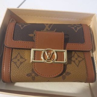 ルイヴィトン(LOUIS VUITTON)のルイヴィトンポルトフォイユ ドーフィーヌ コンパクト折り財布(財布)