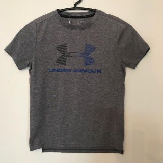 アンダーアーマー(UNDER ARMOUR)のUNDER ARMOUR Tシャツ　140cm(ウェア)