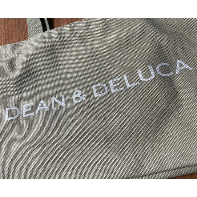 DEAN & DELUCA(ディーンアンドデルーカ)の美品☆DEAN＆DELUCA チャリティーオリーブトートバッグ S レディースのバッグ(トートバッグ)の商品写真