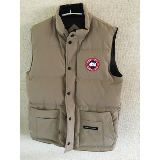 カナダグース(CANADA GOOSE)のCanada goose カナダグース　ダウンベスト　S(ダウンベスト)