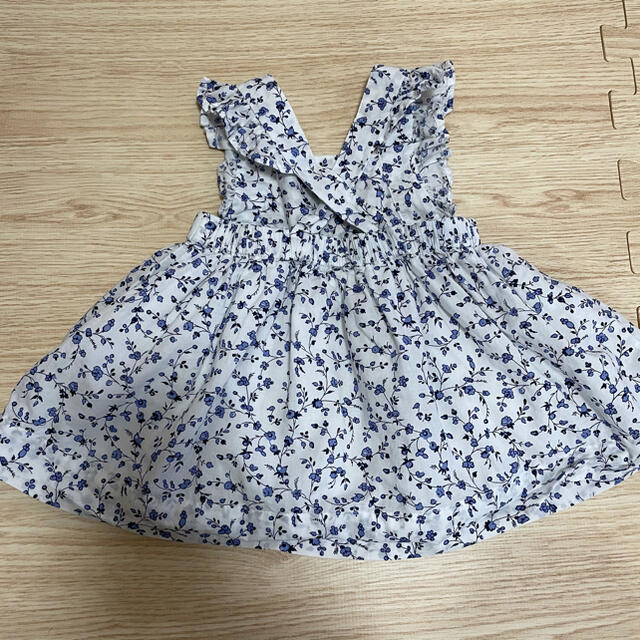 babyGAP(ベビーギャップ)のベビーGAP トップス　ワンピース キッズ/ベビー/マタニティのベビー服(~85cm)(ワンピース)の商品写真