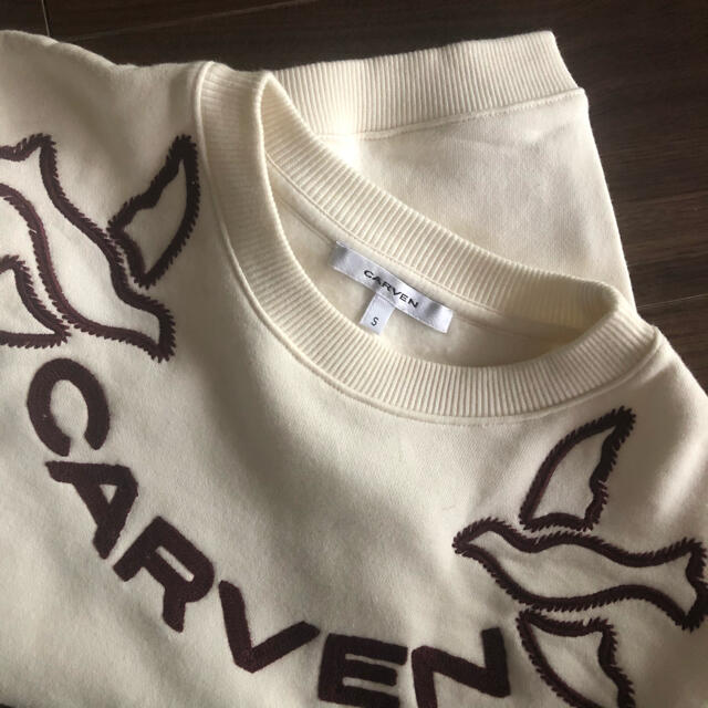 CARVEN - carven スウェット トップス トレーナー 刺繍 バード の通販