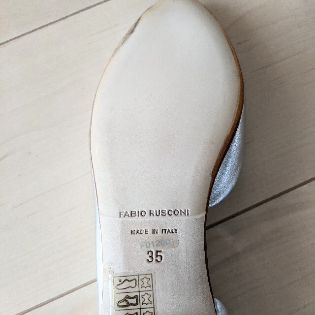 FABIO RUSCONI(ファビオルスコーニ)の新品未使用fabio rusconi ファビオルスコーニフラットシューズ35 レディースの靴/シューズ(バレエシューズ)の商品写真