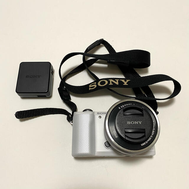 大特価 SONY α5000ミラーレスカメラ SONY - ミラーレス一眼
