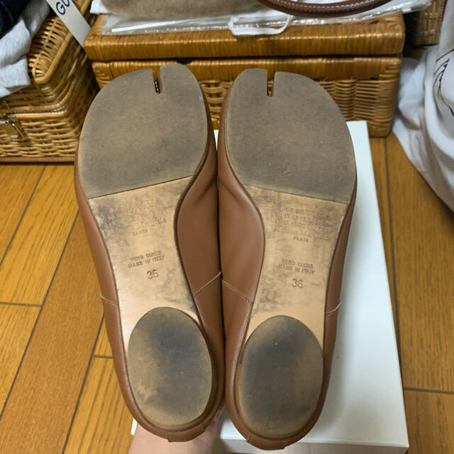 Maison Martin Margiela(マルタンマルジェラ)のMaison Margiela タビ バレエシューズ ブラウン レディースの靴/シューズ(バレエシューズ)の商品写真