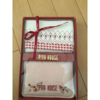 ピンクハウス(PINK HOUSE)のピンクハウス　新品未使用　タオルティッシュカバー(タオル)