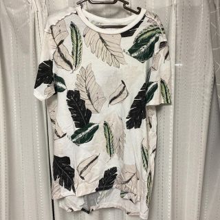 ゲス(GUESS)のguess Tシャツ　柄シャツ(Tシャツ(半袖/袖なし))