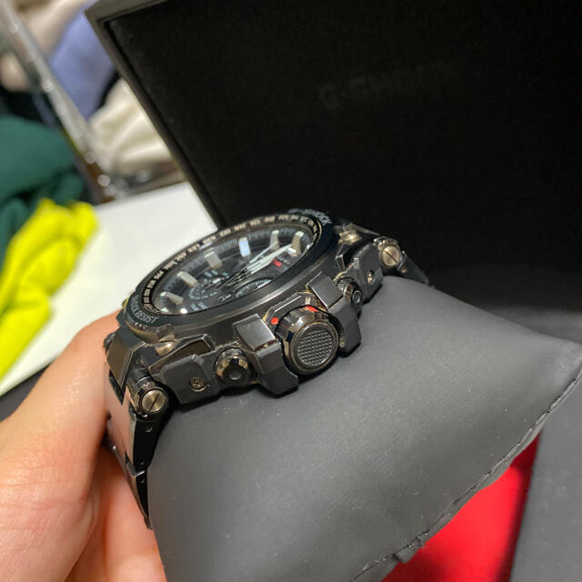 G-SHOCK(ジーショック)のCASIO G-SHOCK MTG-S1000BD-1AJF メンズの時計(腕時計(アナログ))の商品写真