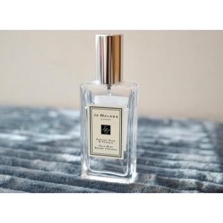 Jo Malone - ジョーマローン イングリッシュペアー&フリージア ヘアミストの通販｜ラクマ