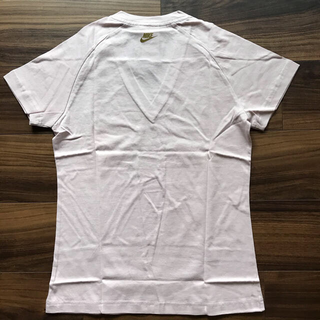 NIKE(ナイキ)のNIKE＊Ｔシャツ　　Ｌ レディースのトップス(Tシャツ(半袖/袖なし))の商品写真