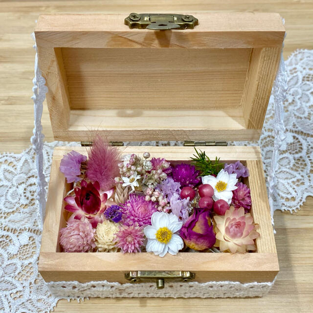 ドライフラワー3点セット❁¨̮スワッグ アロマサシェ フラワーボックス♪薔薇 ハンドメイドのフラワー/ガーデン(ドライフラワー)の商品写真