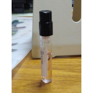 ゲラン(GUERLAIN)のゲラン　GUERLAIN　アンソレンス オーデトワレ　1.5ml(香水(女性用))