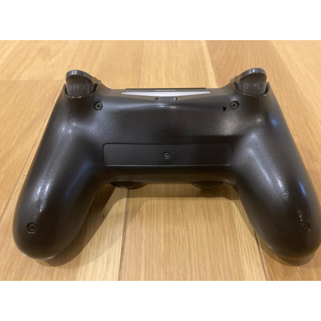 PlayStation4(プレイステーション4)のSONY プレイステーション4 500GB & 純正コントローラー エンタメ/ホビーのゲームソフト/ゲーム機本体(家庭用ゲーム機本体)の商品写真