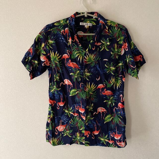 フラミンゴ柄アロハシャツ メンズのトップス(シャツ)の商品写真