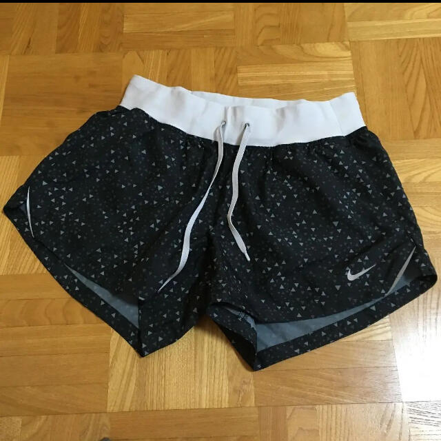 NIKE(ナイキ)のyurika様専用 レディースのパンツ(ショートパンツ)の商品写真