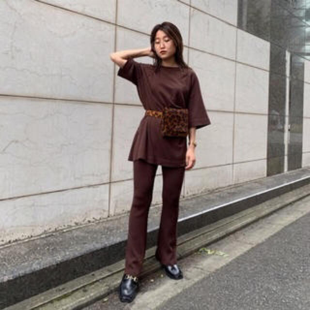 moussy(マウジー)のmoussy RIB KNIT セットアップ フレアパンツ マウジー レディースのレディース その他(セット/コーデ)の商品写真