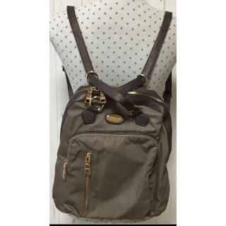 美品☆カーキ色 2way ショルダーバッグ リュックサック(リュック/バックパック)