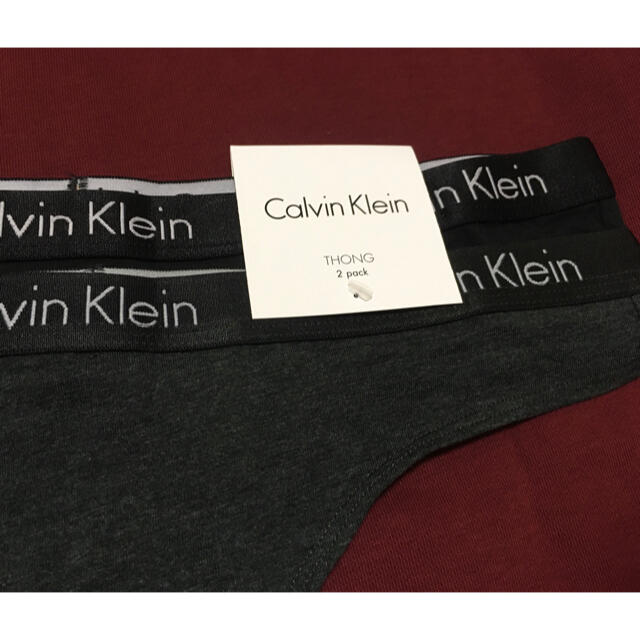 Calvin Klein(カルバンクライン)の新品　M定番カルバンクライン ショーツ  Tバック二枚セット レディースの下着/アンダーウェア(ショーツ)の商品写真