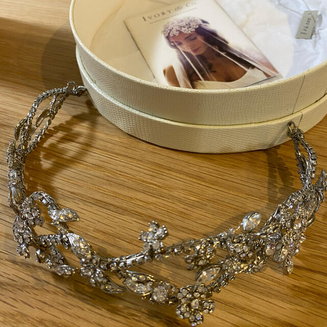 IVORY&Co.のティアラ Daphne mucholab.com.ar