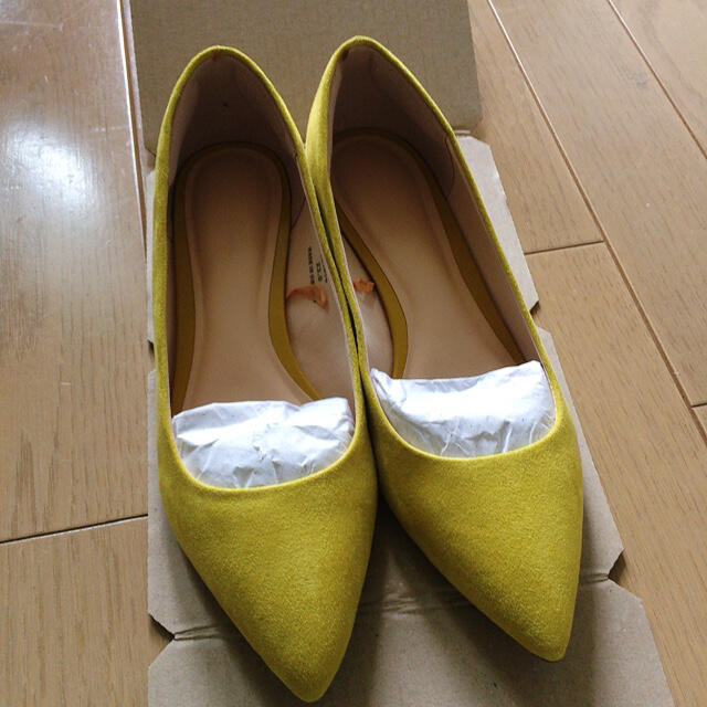 GU(ジーユー)のGU  マシュマロ ローヒールパンプス 51GREEN 23.5 レディースの靴/シューズ(ハイヒール/パンプス)の商品写真
