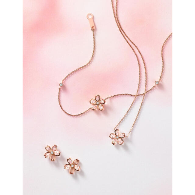 4℃(ヨンドシー)の4℃ ヨンドシー　桜　ブレスレット レディースのアクセサリー(ブレスレット/バングル)の商品写真