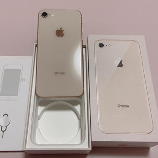 アイフォーン(iPhone)のRUMIKO♡♡様専用　iPhone8  SIMフリー　64GB(スマートフォン本体)