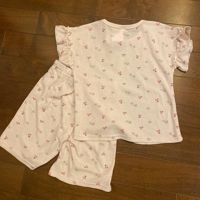 しまむら(シマムラ)のワッフル生地　パジャマ　130 キッズ/ベビー/マタニティのキッズ服女の子用(90cm~)(パジャマ)の商品写真