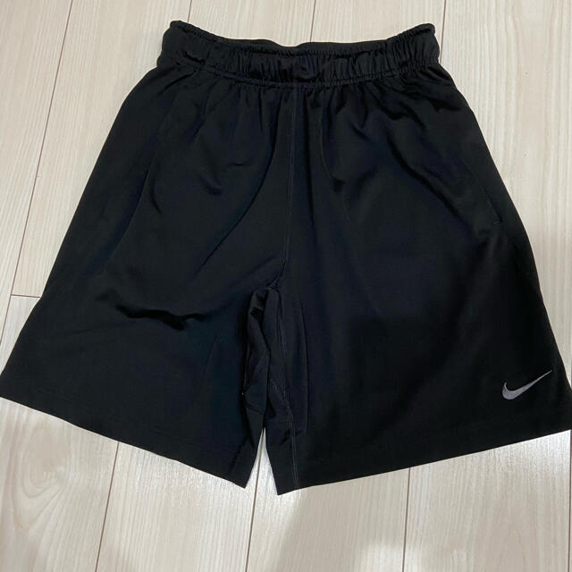 NIKE(ナイキ)のNIKE ハーフパンツ メンズのパンツ(ショートパンツ)の商品写真