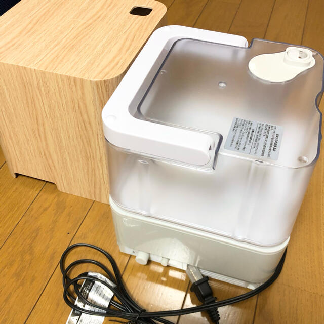 超音波式加湿器 スマホ/家電/カメラの生活家電(加湿器/除湿機)の商品写真