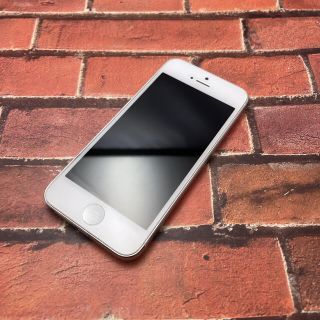 アイフォーン(iPhone)のiPhone5 16GB シルバー　Softbank(スマートフォン本体)