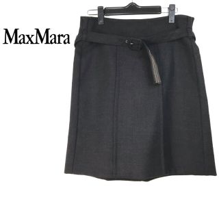 マックスマーラ(Max Mara)の【美品】Max Mara   スカート　ベルト付き　ブラック(ひざ丈スカート)