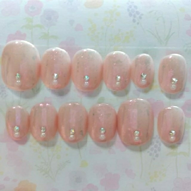 サンプルネイルチップ♡SALE　マシュマロピンク　オーロラフレーク　韓国ネイル コスメ/美容のネイル(つけ爪/ネイルチップ)の商品写真