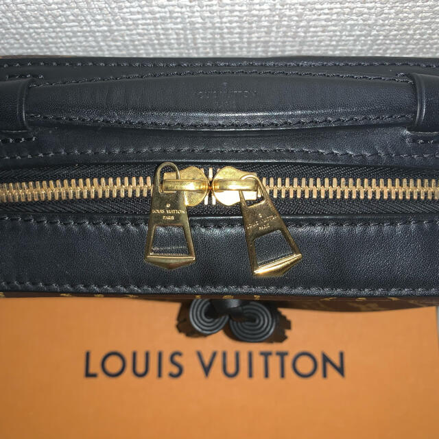 LOUIS VUITTON(ルイヴィトン)の【★ピピ★様専用】ルイヴィトン　サントンジュ　ショルダーバッグ レディースのバッグ(ショルダーバッグ)の商品写真