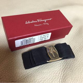 サルヴァトーレフェラガモ(Salvatore Ferragamo)のこたにんさま専用(バレッタ/ヘアクリップ)