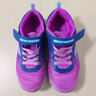 スケッチャーズ(SKECHERS)のスケッチャーズ　21㎝　靴　女児　中古(スニーカー)