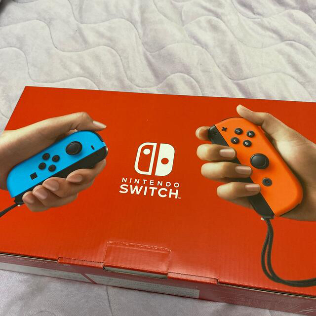 任天堂(ニンテンドウ)の新品未使用☆Nintendo Switch 本体　ネオンブルー/ ネオ エンタメ/ホビーのゲームソフト/ゲーム機本体(家庭用ゲーム機本体)の商品写真