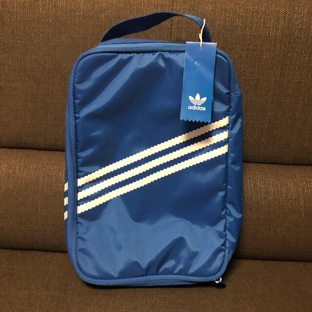 adidas(アディダス)のadidas アディダス シューズケース新品 ブルー青 スポーツ/アウトドアのスポーツ/アウトドア その他(その他)の商品写真