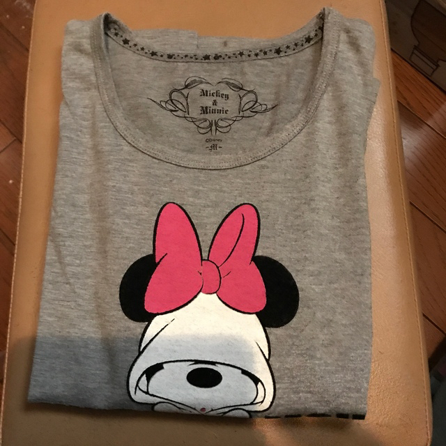 Disney(ディズニー)のディズニー　長袖Tシャツ　ミニー レディースのトップス(Tシャツ(長袖/七分))の商品写真