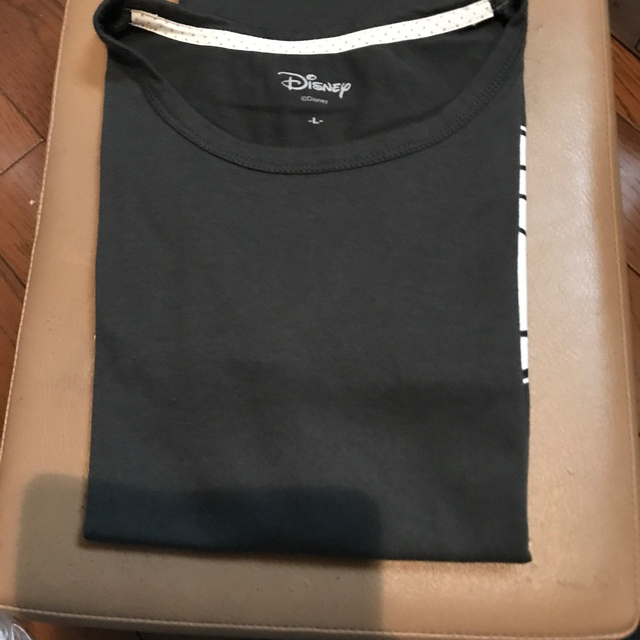 Disney(ディズニー)のディズニー長袖Tシャツ ミッキー レディースのトップス(Tシャツ(長袖/七分))の商品写真