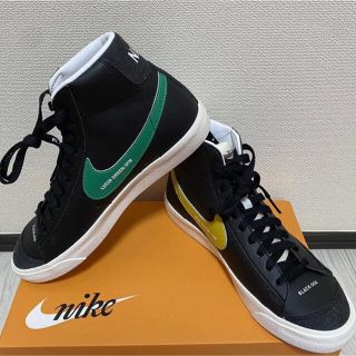 ナイキ(NIKE)のNIKEWMNSBLAZERMID77ナイキウィメンズブレーザーMID27.5(スニーカー)