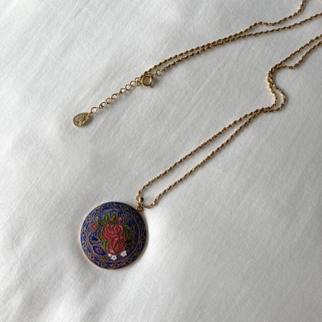 Santa Monica(サンタモニカ)の୨୧ Vintage rétro rose pendant necklace レディースのアクセサリー(ネックレス)の商品写真