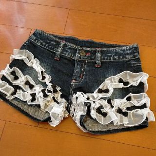 ☆新品未使用☆EARTHMAGIC デニムショートパンツ ☆新品未使用☆EARTHMAGIC デニムショートパンツ