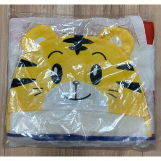 ★非売品•未開封★こどもちゃれんじ しまじろう 耳つきタオルポンチョ(タオル/バス用品)