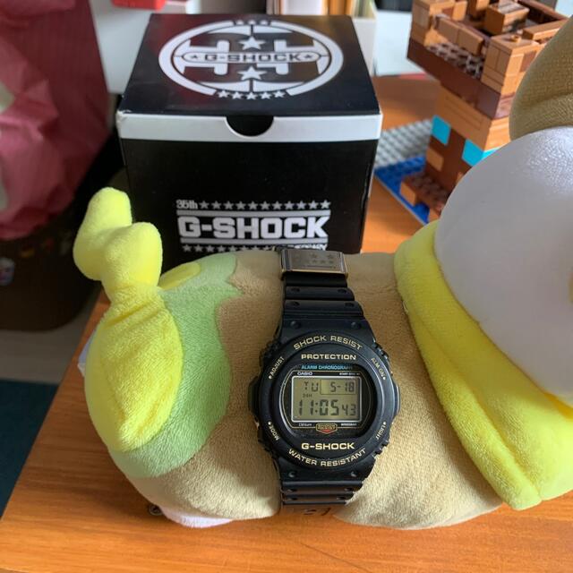 G-SHOCK(ジーショック)のg-shock  DW 5735D 1BDR 35周年　美品 メンズの時計(腕時計(デジタル))の商品写真