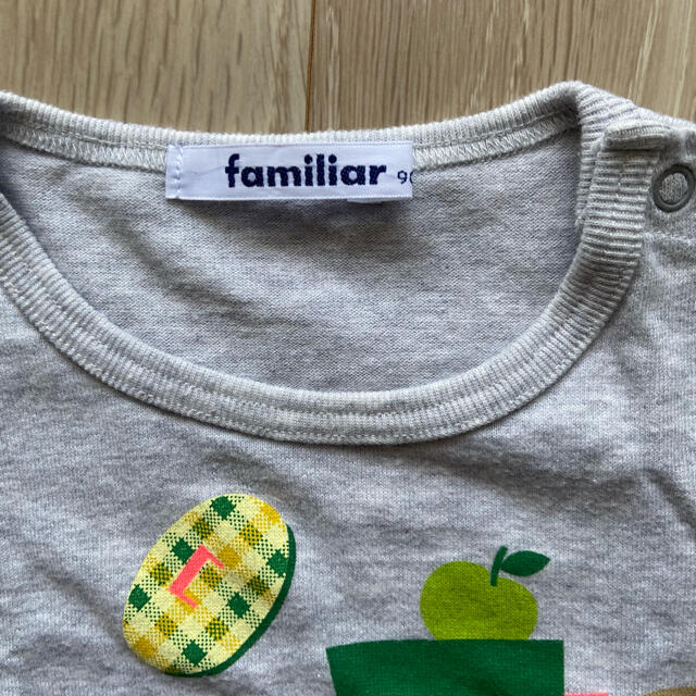 familiar(ファミリア)のファミリア Tシャツ　90 キッズ/ベビー/マタニティのキッズ服女の子用(90cm~)(Tシャツ/カットソー)の商品写真